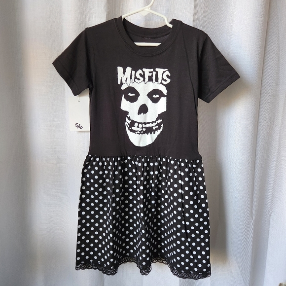 Paper Doll Productions Misfits Graphic T-Shirt Polka Dots Dress Kids Size 5/6 - Picture 1 of 6